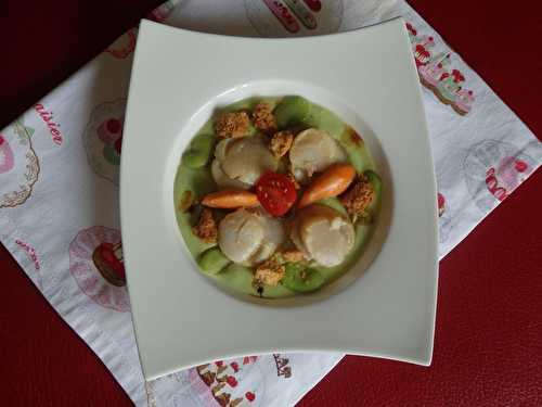 Saint Jacques à  la crème de fèves, crumble au parmesan - Le blog de Michelle - Plaisirs de la Maison
