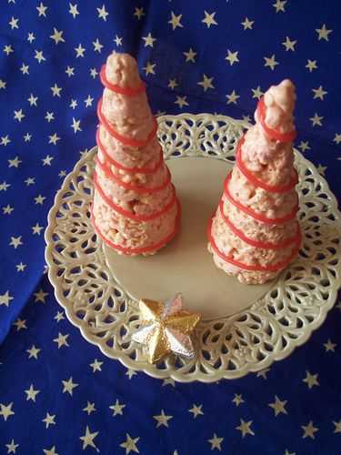 Sapins soufflés au chocolat blanc