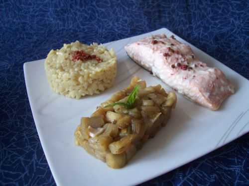 Saumon au parmesan et baies roses et son risotto