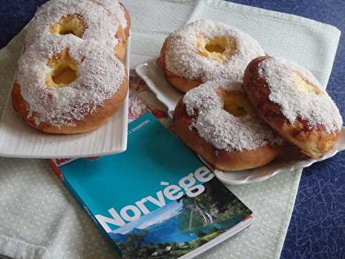 Skøleboller (brioches norvégiennes)