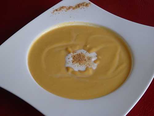 Soupe de butternut aux châtaignes