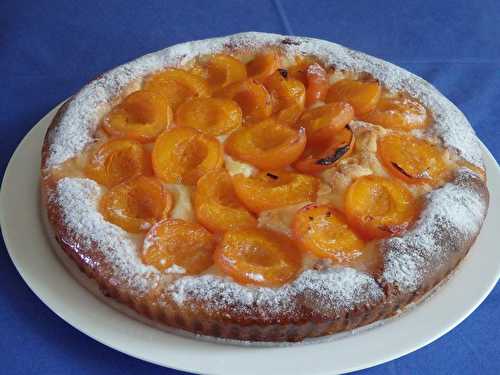 Tarte briochée aux abricots et chocolat blanc