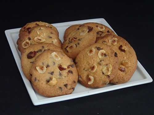 Cookies aux noisettes, chocolat et praliné