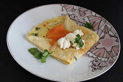 Crêpes à la bière à la ciboulette, truite fumé et crème citronnée