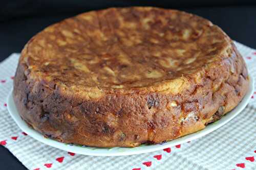 Pain de chien aux pommes, raisins et noisettes