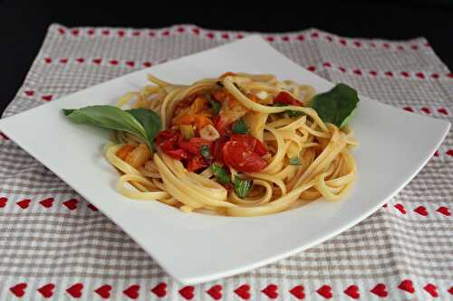 Linguine aux tomates cerise et au basilic