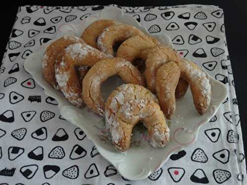 Helennettes à l’orange et à la fleur d’oranger (biscuits moelleux aux jaunes d’œufs)