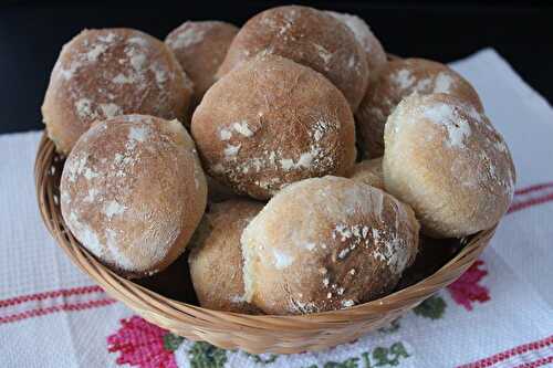 Petits pains blancs de table