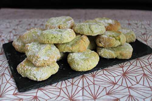 Amaretti moelleux à la pistache