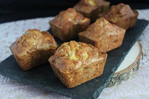 Petits cakes aux pommes, noix et épices à pain d’épices