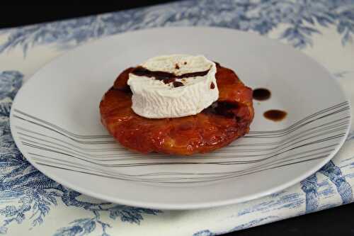 Tartelettes façon tatin abricots et palet de chèvre