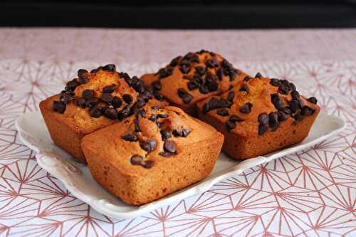 Mini cakes aux pépites de chocolat noir