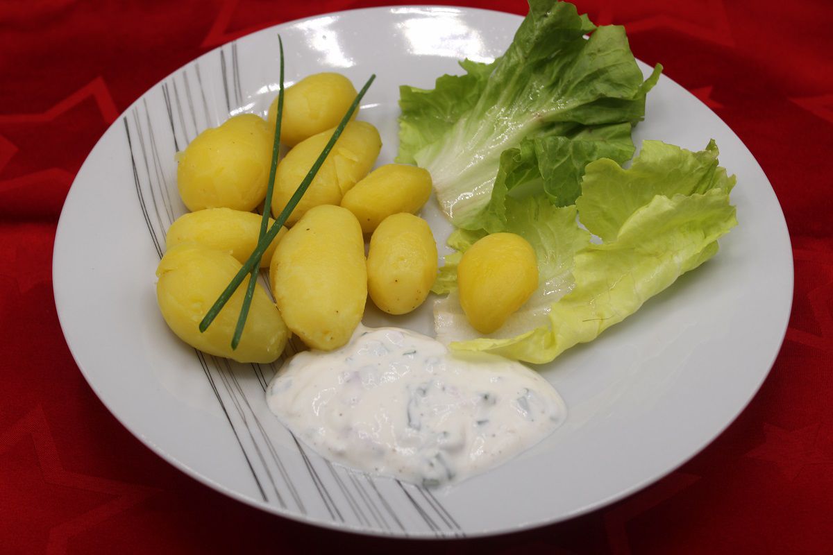 Fromage frais aux fines herbes (le chique - une recette vosgienne)