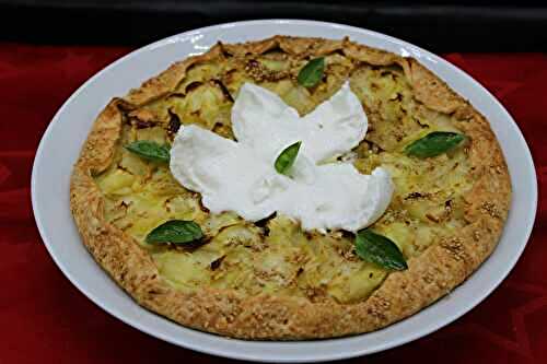 Tarte rustique aux courgettes, parmesan et burrata