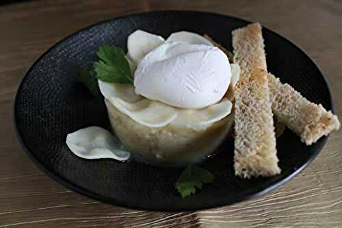 Purée de cerfeuil tubéreux et œuf poché