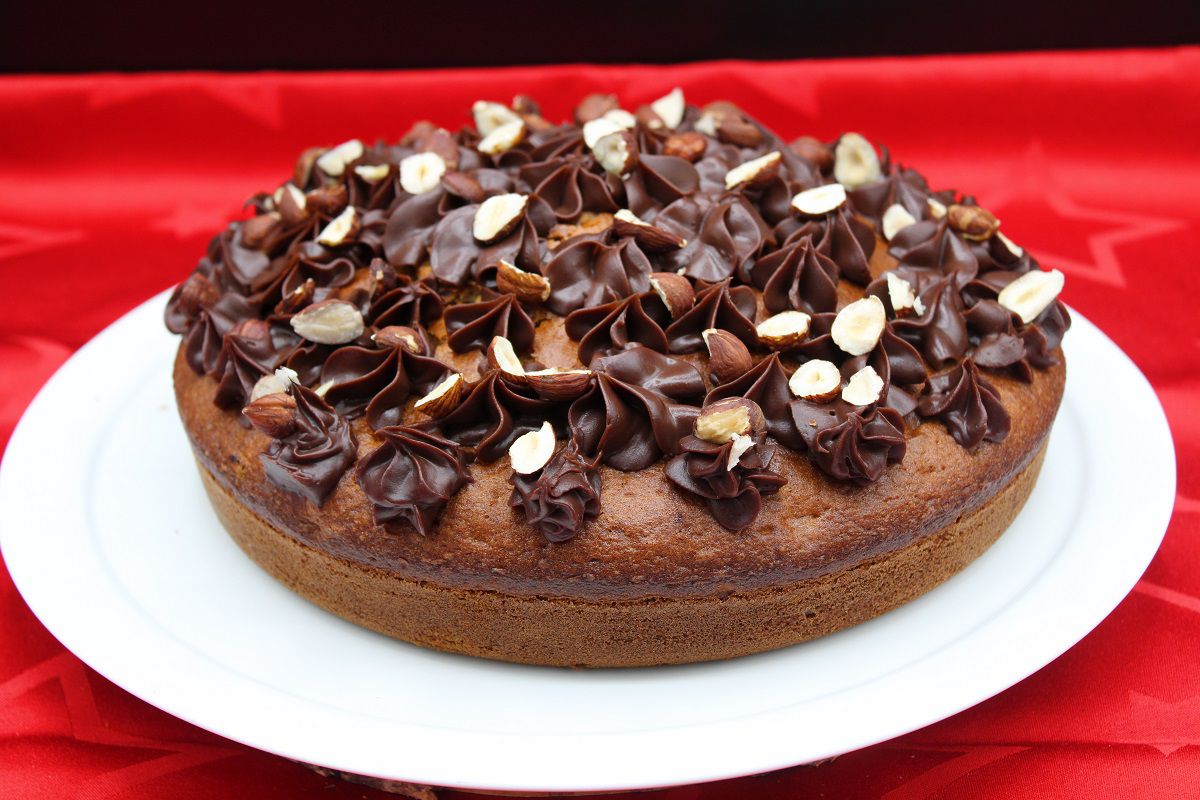 Gâteau au café, chocolat et noisettes