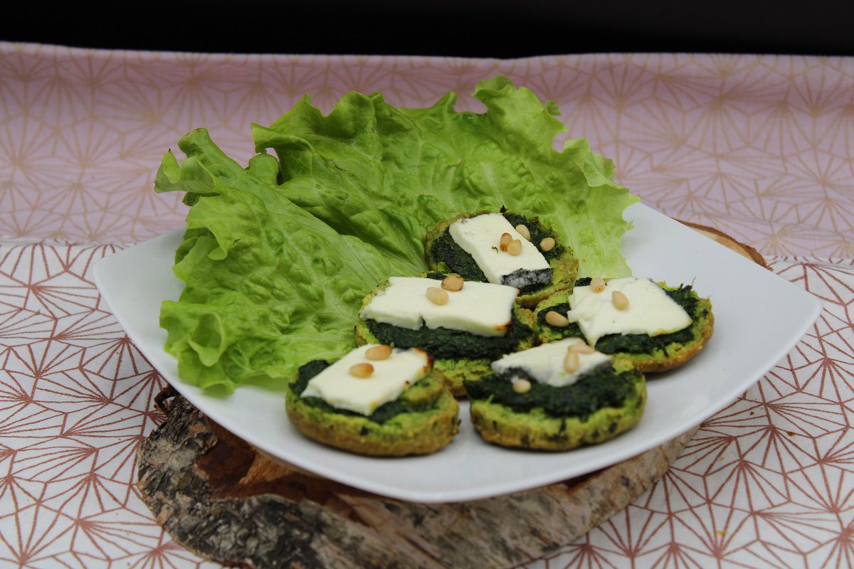 Toast apéritif à la pâte d’ail des ours et chèvre