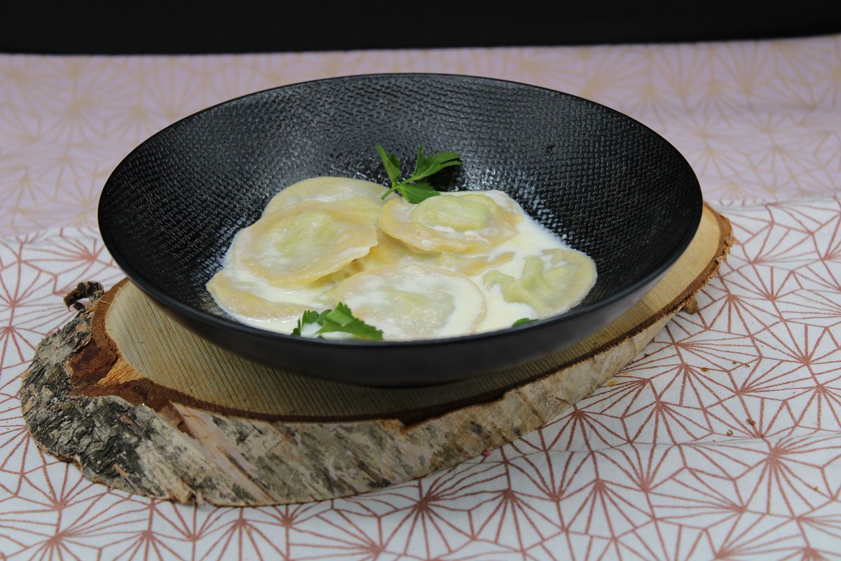 Ravioli au pesto d’ail des ours et ricotta