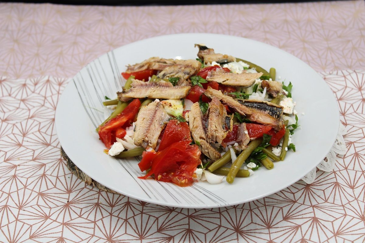 Salade d’haricots verts et sardines à l’huile