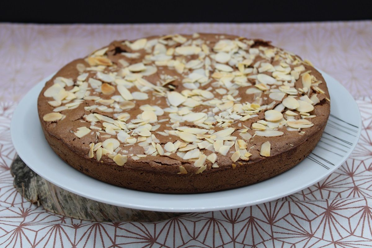 Gâteau tout simple au chocolat amer