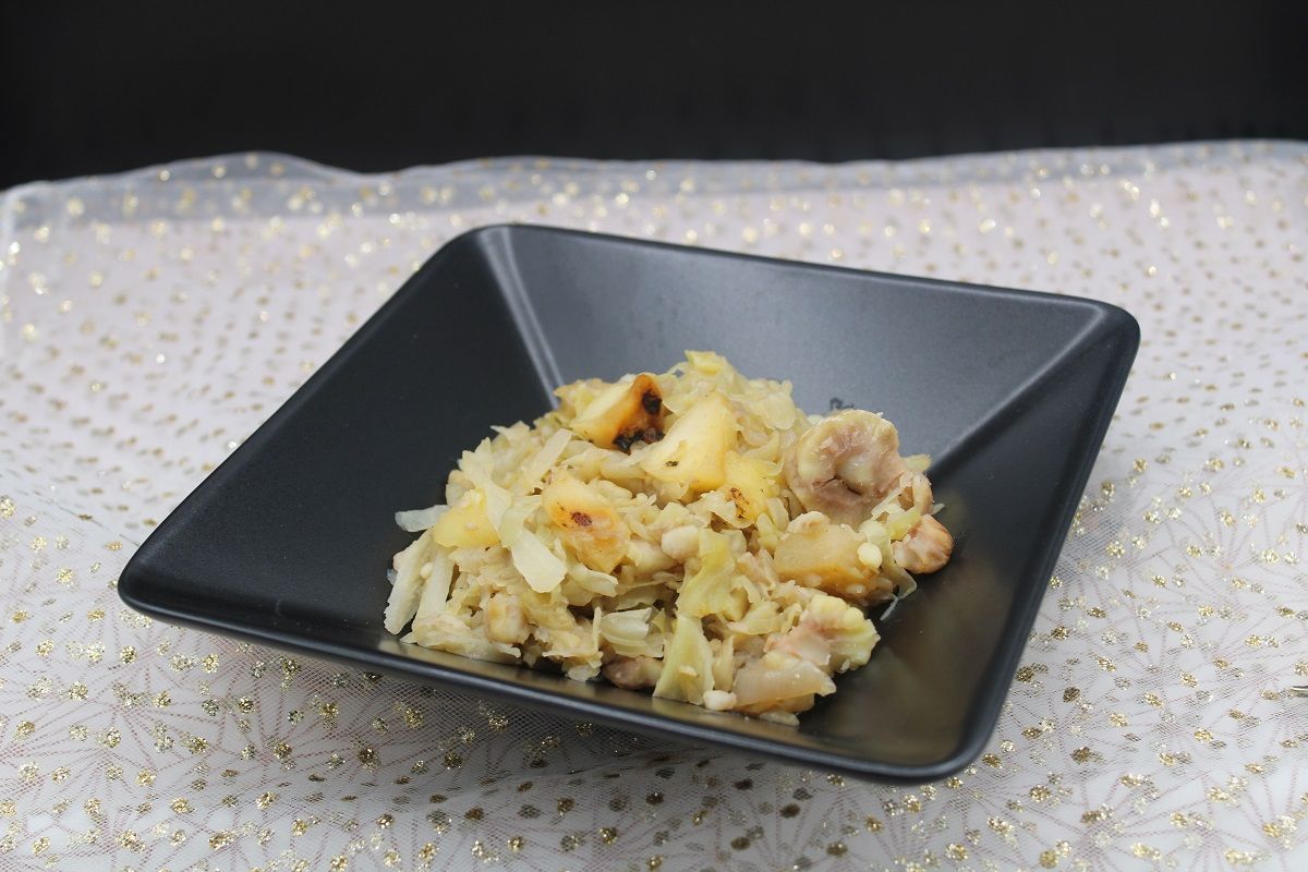 Poêlée aux châtaignes, chou blanc et pommes