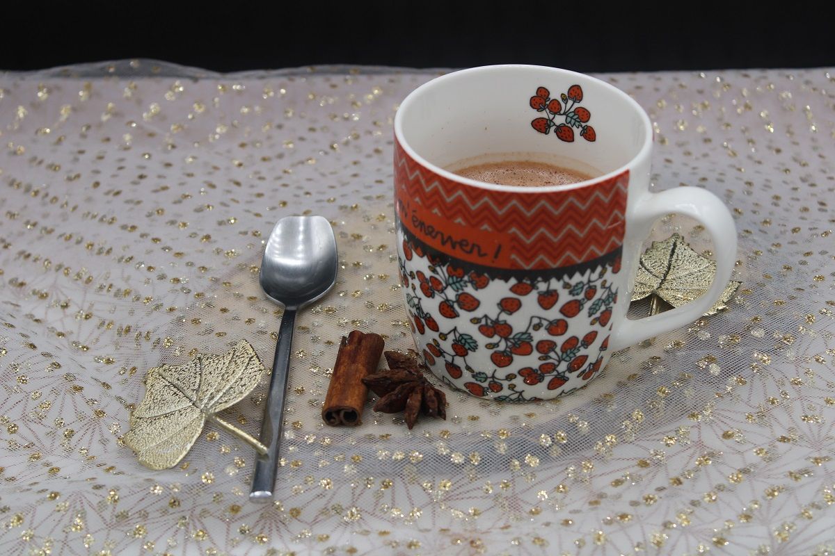 Chocolat chaud à la cannelle