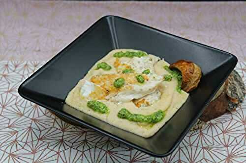 Purée d’haricots coco, filet de bar et pesto de persil aux amandes