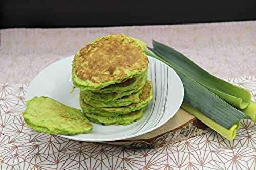 Pancakes aux poireaux et aux herbes