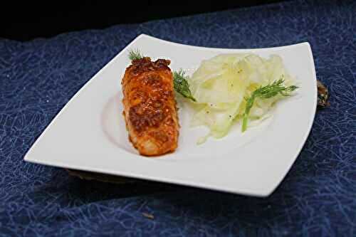 Pavés de saumon laquées au miel, piment et sésame