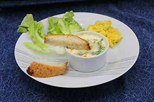 Œufs cocotte aux herbes et au comté, mouillettes de pain