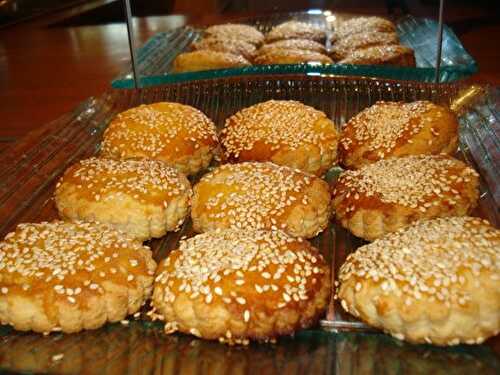 Cookies algériens au miel et graines de sésame - Le blog des crispy sisters