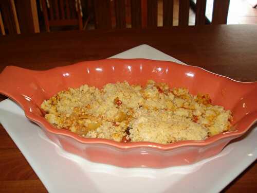 Crumble sucré-salé à la tomate