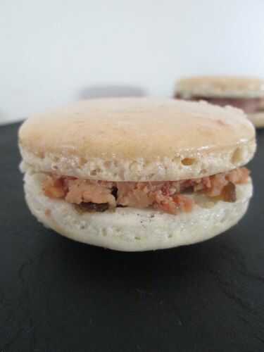 Macarons au foie gras et confiture d'oignons - Le blog des crispy sisters