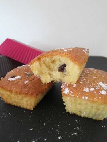 Mini-cakes aux pépites de chocolat et raisins secs