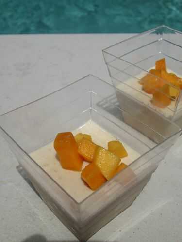 Panna cotta au foie gras et mangue fraîche