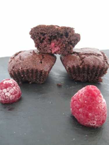 Petits moëlleux au chocolat et à la framboise