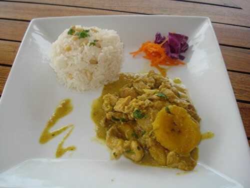 Poulet au lait de coco et curry