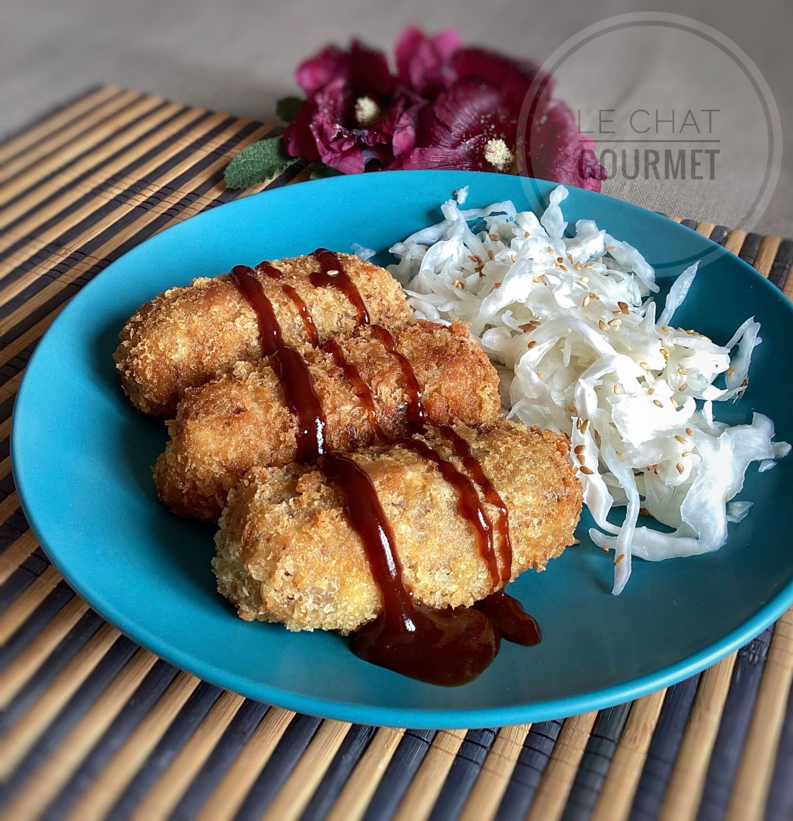 Korokke - croquettes de pommes de terre et de viande hachée 