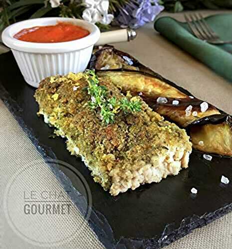 Poisson en croûte d’herbes et sauce aux poivrons rouges