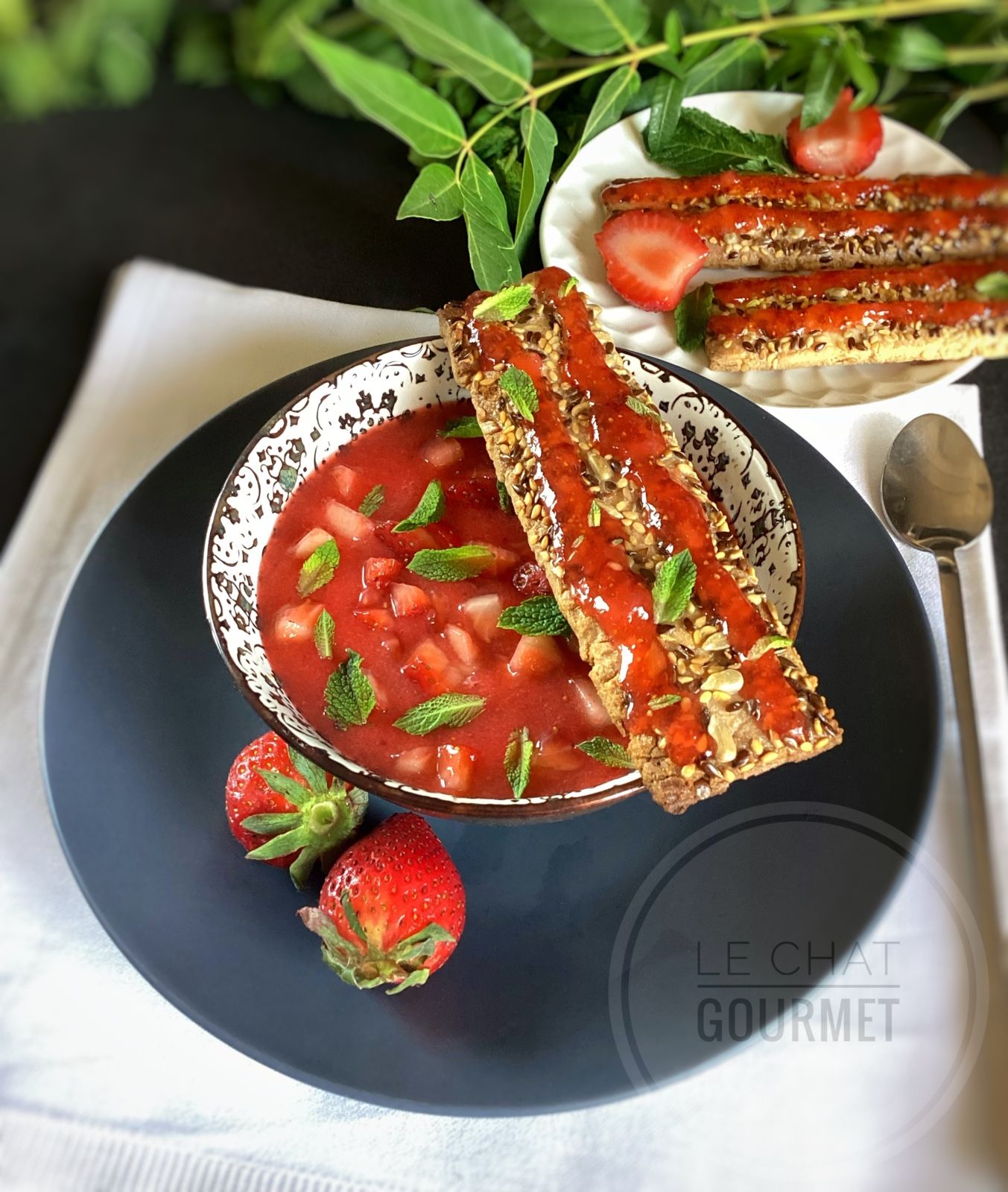 Soupe de fraises et ses tartines sablées