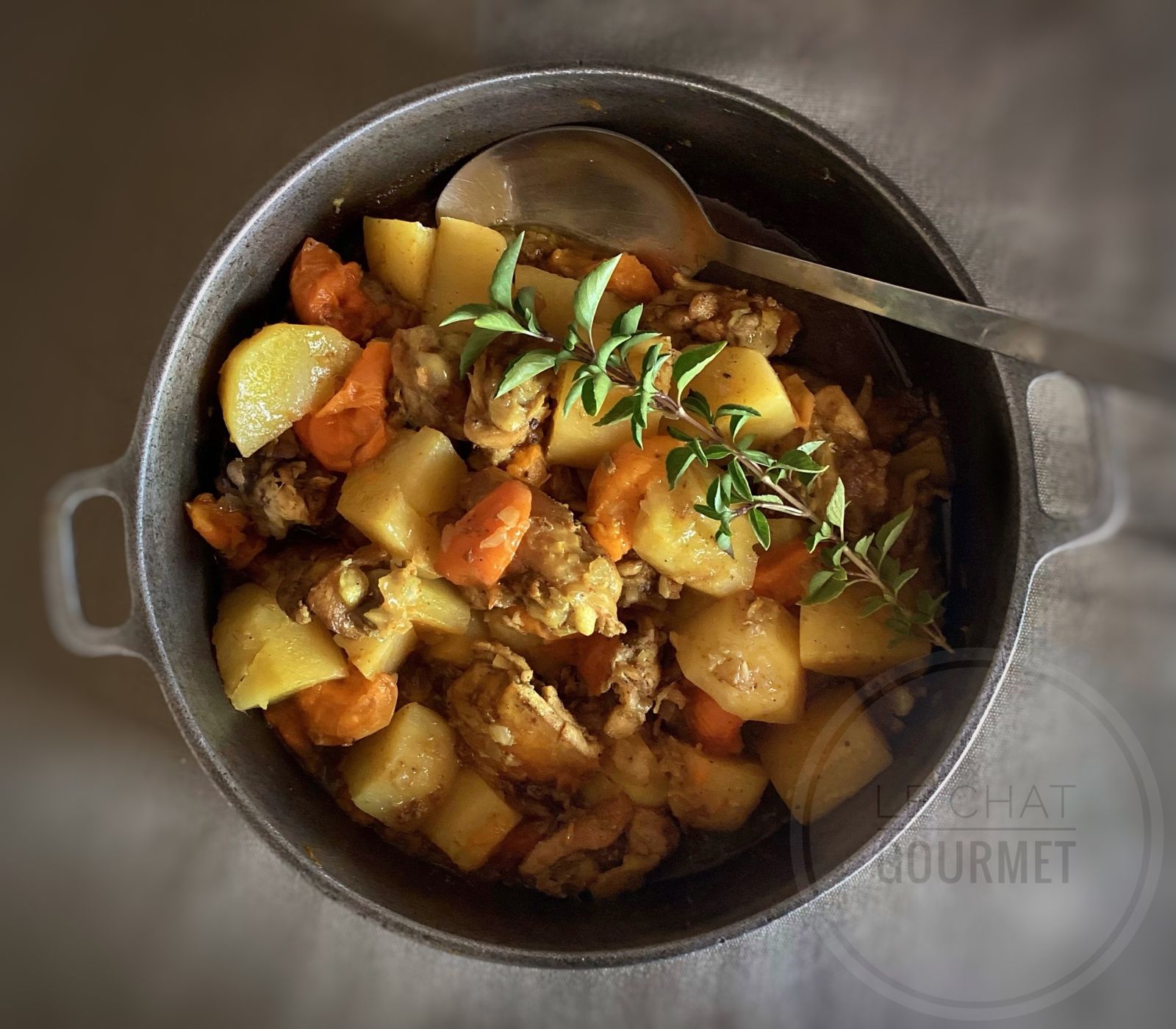 Poulet au gingembre et aux abricots frais
