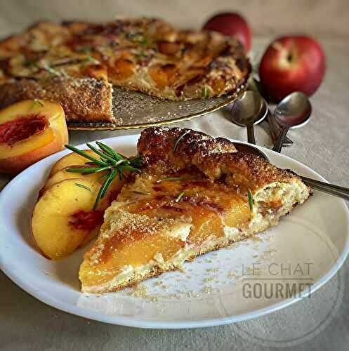 Tarte rustique aux nectarines et aux pêches 