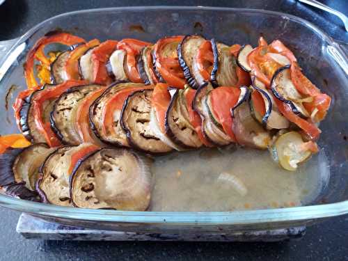 Tian provençal aux courgettes, tomates, aubergines et oignons