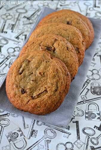 Cookies moelleux aux énormes pépites de chocolat - Le clan des gourmands