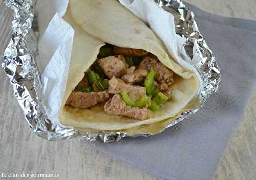 Pita à la poêle au poulet tout doux