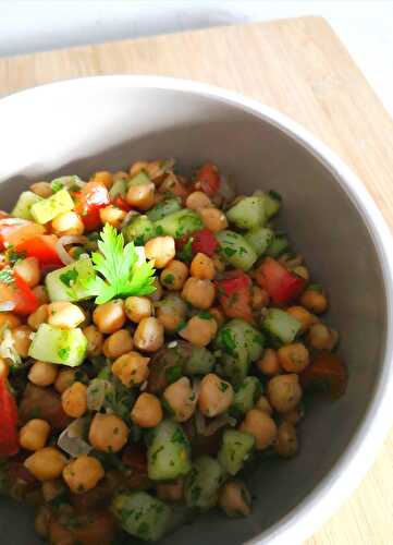 Salade de pois chiches au Zaatar libanais