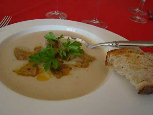 Crème de haricots tarbais au foie gras - Le flo des saveurs