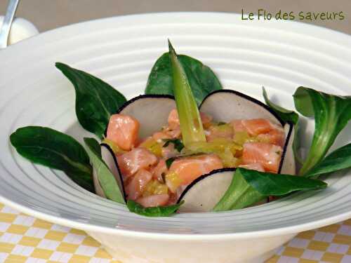 Tartare de saumon à la vinaigrette d'ananas