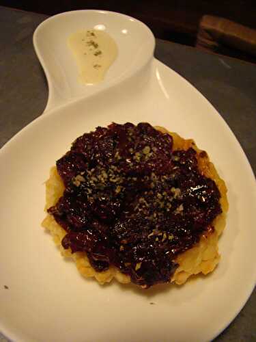 Tatin de tomates confites écume d'huile d'olive à la vanille