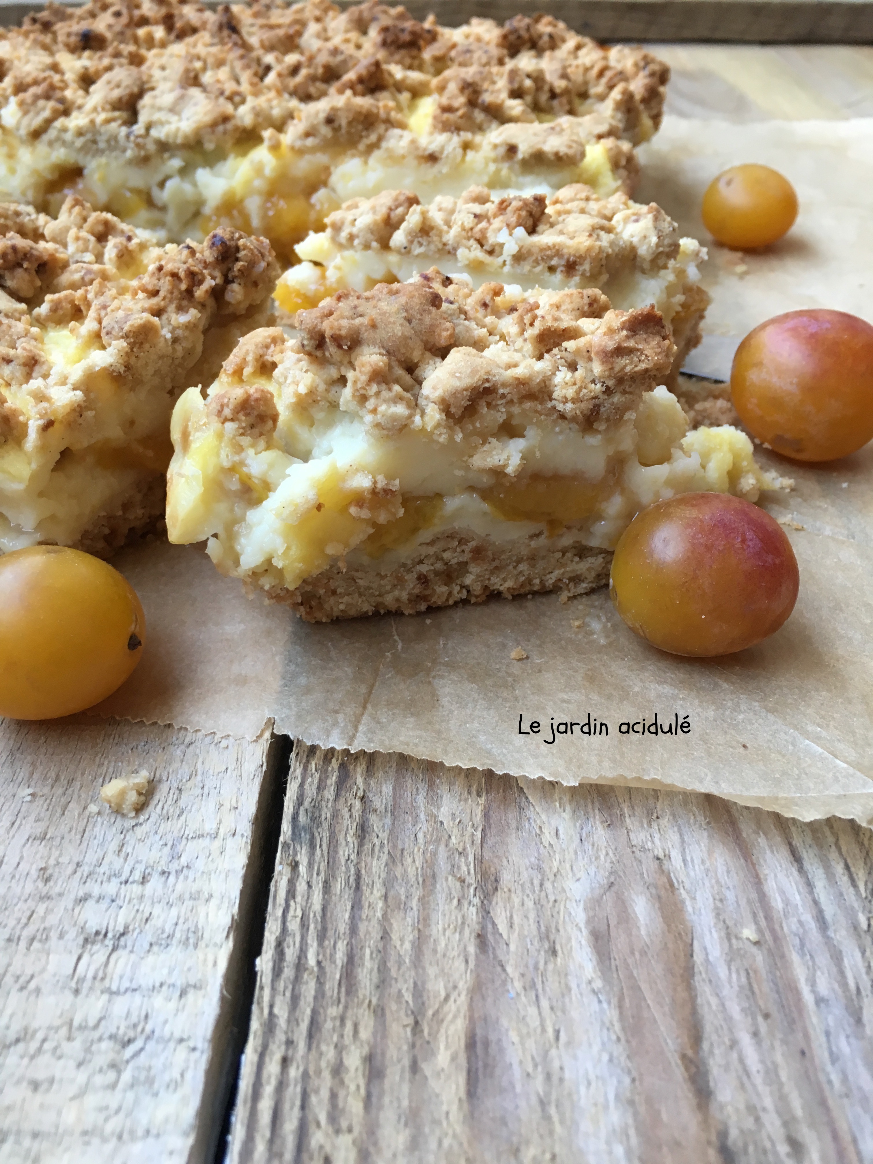 Crumble squares aux mirabelles - LE JARDIN ACIDULÉ